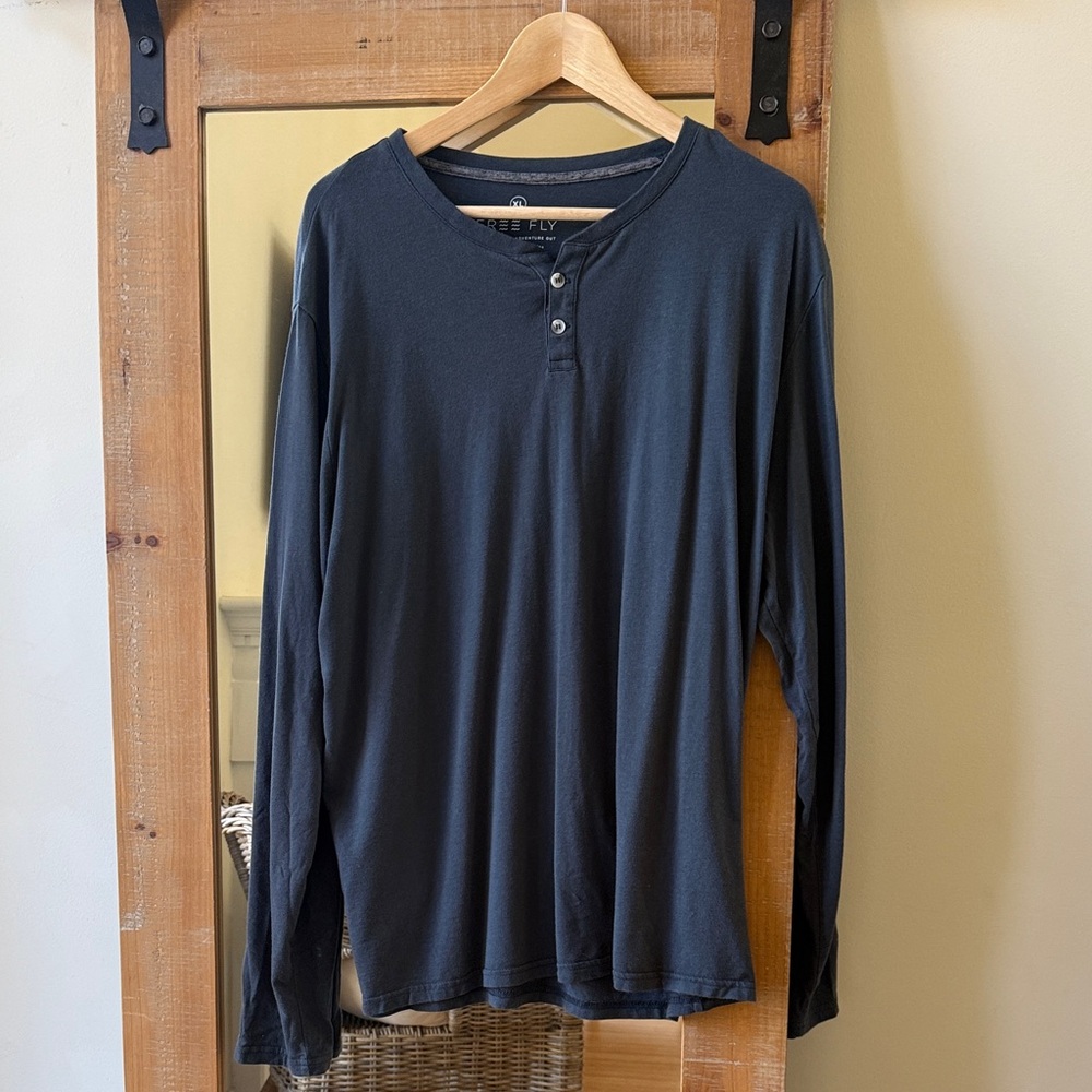 Free Fly Apparel Bamboo Henley Size XL